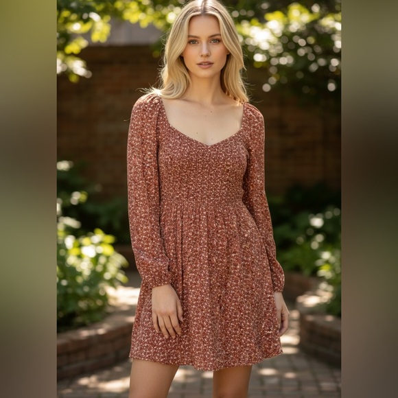 HOLLISTER rust ditsy floral smocked bodice puff sleeve boho dress size medium - Picture 1 of 8